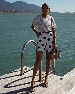 SHORTS POÁ COM CINTO