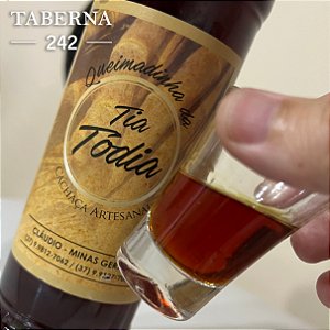 Cachaça Queimadinha Tia Tódia