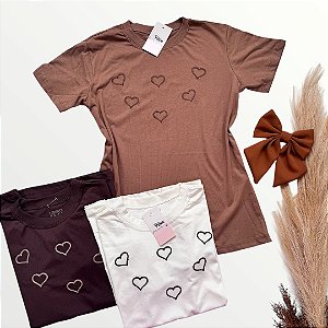 Tshirt coração bordado
