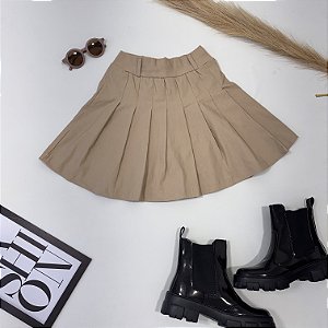 Saia plissada com shortinho por baixo