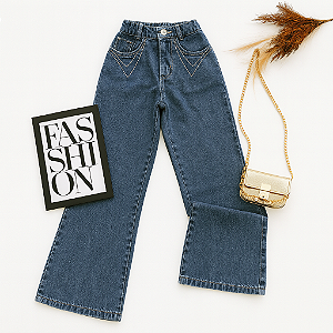Calça jeans lisa com correntinha com regulagem