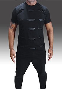 Camiseta Guerra Urbana de cor preta