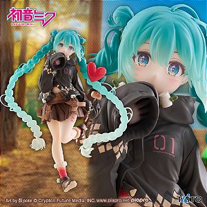Piapro Characters - Hatsune Miku - Hatsune Miku Fashion Series - Outdoor (Taito) - Pronta Entrega