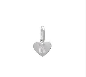 Pingente letra K formato coração em prata 925