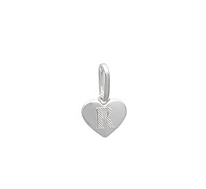 Pingente letra R formato coração em prata 925