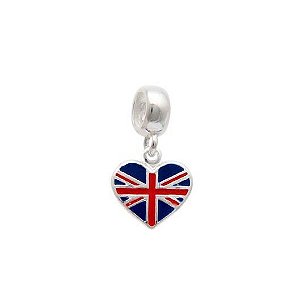 Berloque Inglaterra Reino Unido formato de coração prata 925