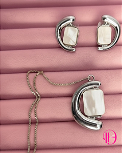 Conjunto Colar e Brincos Prata com Pedra Branca