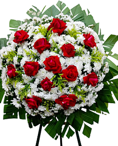 Coroa de Flores Rosas Vermelhas