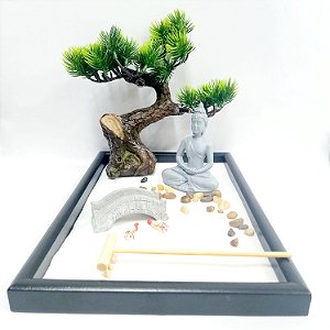 Jardim Zen Árvore Verde Buda com Lagoa Peixes G