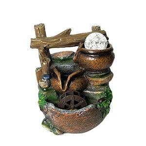 Fonte de Água Resina Barril Marrom - P