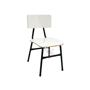 Linha 3000 – Cadeiras Escolares Adulto Fórmica