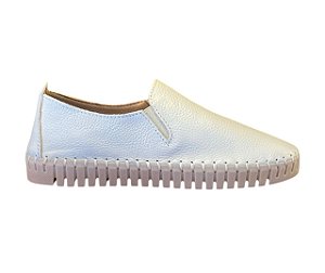 Tênis slip on couro  Of white