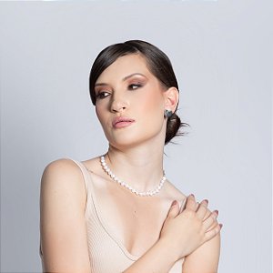 CHOKER EM PÉROLAS