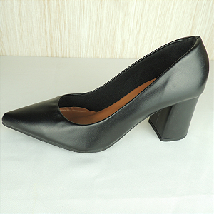 Scarpin Preto Fosco Salto Bloco