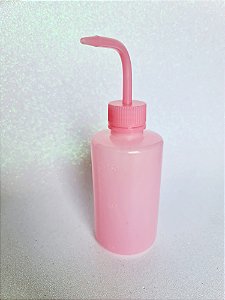 Pisseta Rosa Plástica Bico Curvo