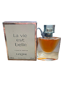 La Vie Est Belle Eau de Parfum Feminino - Lancôme - (Caixa Amassada e Borrifador não funciona)