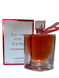 La Vie Est Belle Intensement Eau de Parfum Feminino - Lancôme (CAIXA AMASSADA)