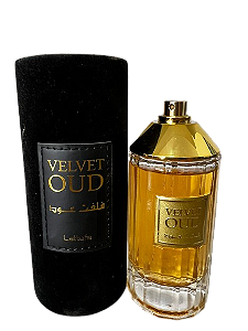 Velvet Oud Eau de Parfum Compartilhável - Lattafa (CAIXA SEM O FUNDO E SEM TAMPA E LEVEMENTE VAZADO)