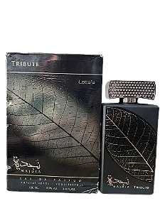 Najdia Tribute Eau de Parfum Compartilhável - Lattafa (CAIXA AMASSADA)
