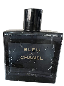 Bleu Parfum Masculino - Chanel (SEM CAIXA, VAZADO E FRASCO AVARIADO)