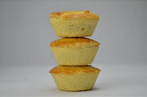 EMPADA DE FRANGO COM CATUPIRY(6 unidades - 90g cada)