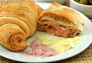 CROISSANT QUEIJO COM PRESUNTO (6 unidades - 140g cada)