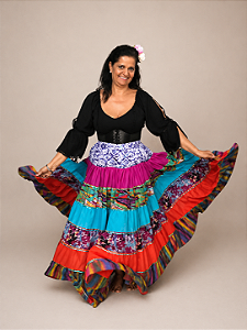 Saia Longa Cigana Modelo Patchwork com 12 metros de roda Laranja