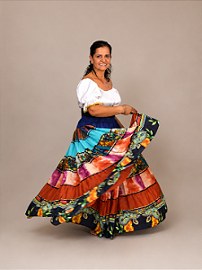 Saia Longa Cigana Modelo Patchwork com 12 metros de roda Rosa