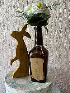 Coelho de madeira rústico 01