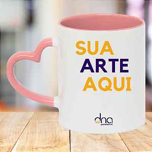 Caneca Personalizada Alça Coração Rosa "Sua Arte Aqui"