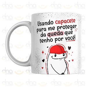 Caneca Personalizada Usando Capacete Para Me Proteger da Queda Que Tenho Por Você!
