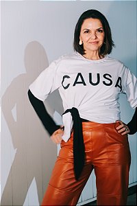 Camiseta Branca Silkada Oversized CAUSA Horizontal