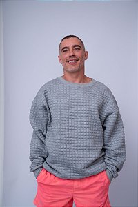 Moletom Oversized Cinza Matelassê Coleção CAUSANDO SORTE