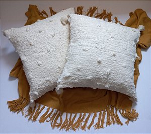 Jogo Duas Capas de Almofadas Boho Com Tassel