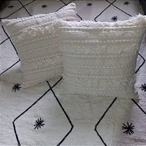 Jogo Com Duas Capas de Almofadas Boho Cru com Pespontos Cruv