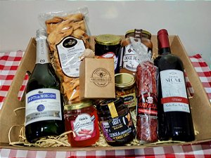 Cesta de Presente Grande com 10 Itens - Seleção 1