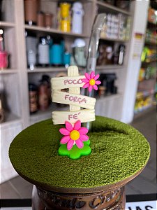 ENFEITE CHIMARRÃO BISCUIT FOCO FORÇA E FÉ