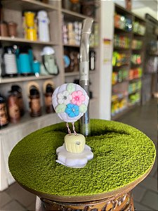 ENFEITE CHIMARRÃO BISCUIT BALÃO E FLORES
