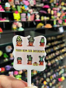 ENFEITE DE CHIMARRÃO PLAQUINHA TUDO BEM SER DIFERENTE