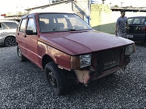 Sucata FIAT UNO ELETRONIC 1.0 8V VERM 1993/1994 Para Retirada de Peças