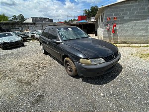 Sucata GM VECTRA GLS 2.0 8V 1999 Para Retirada de Peças