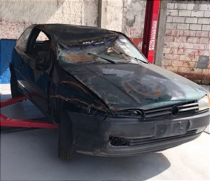 Sucata VW GOL G2 MI 1.0 8V 2P 1997/1998 Para Retirada de Peças