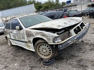 Sucata BMW 318IM KOU REGINO 1995 Para Retirada de Peças