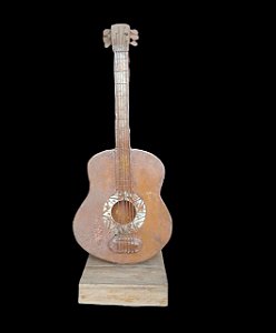 Violão de Chapa Envelhecido