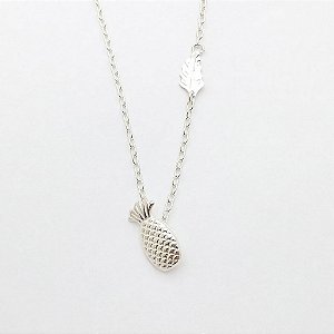 Gargantilha de prata 925 com pingente abacaxi