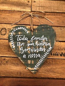 Coração Rústico em Madeira de Demolição