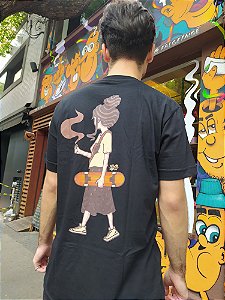 Camiseta Coffee Walk Girl (Art by Sé Cordeiro)