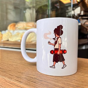 Caneca de Porcelana - Coffee Walk Girl (Arte 1)