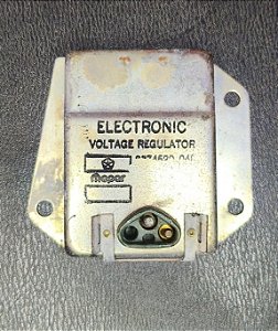 3874520 - REGULADR DE VOLTAGEM MOPAR *NOS*, DODGE ORIGINAL - UNIDADE