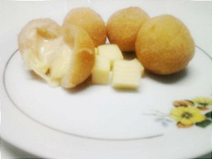 Bolinha de Queijo